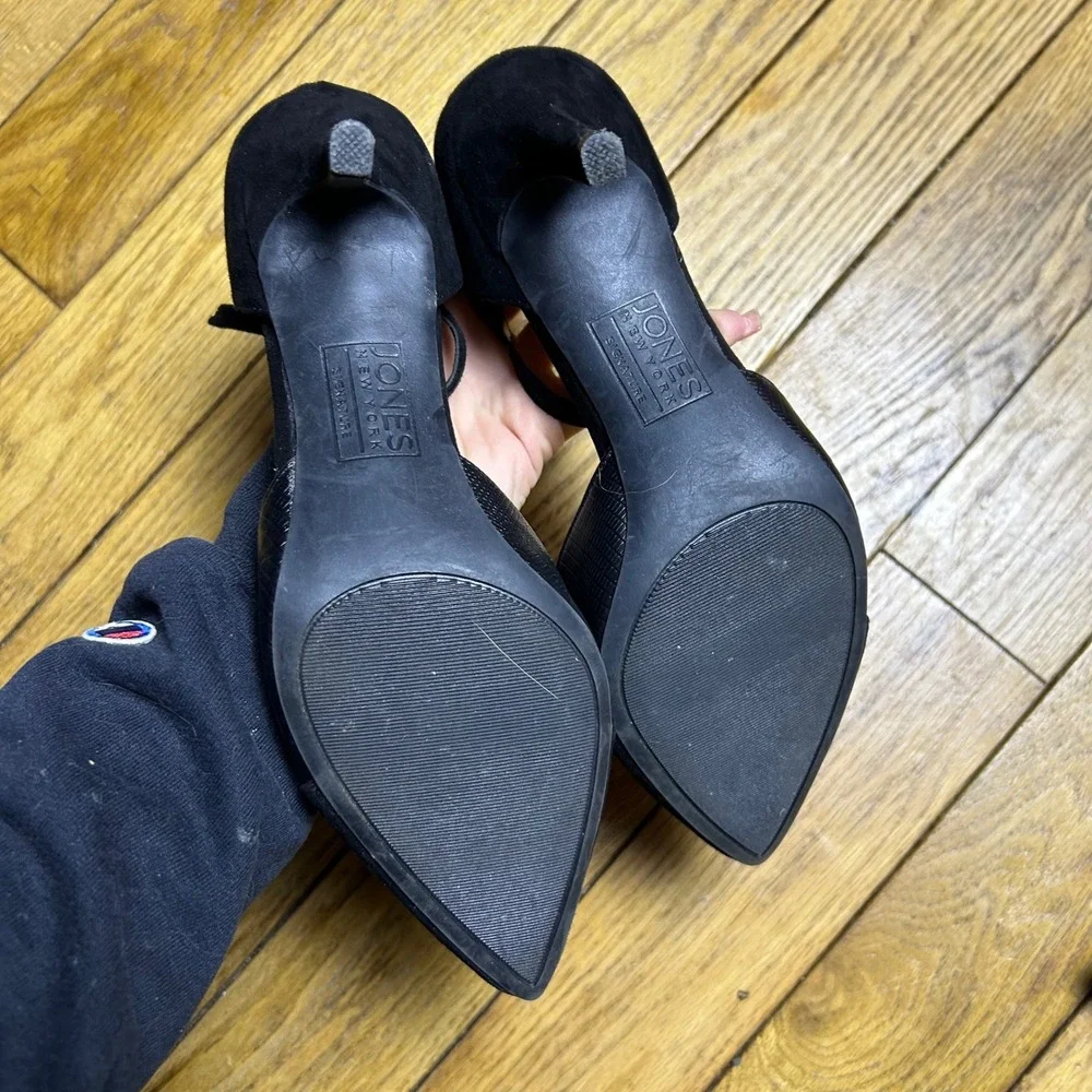 Jones New York Signature Daena Black Pointed Toe Ankle Strap‎ Pumps Heels 8.5M